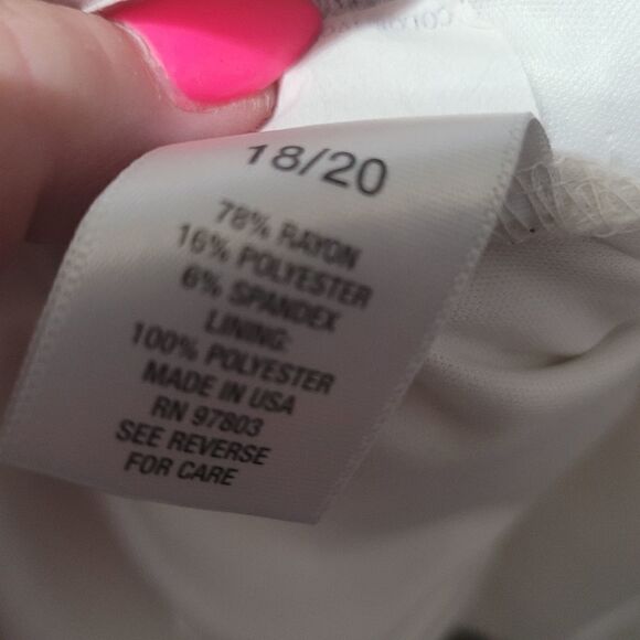 Crochet loose fitting blouse - Picture 4 of 4